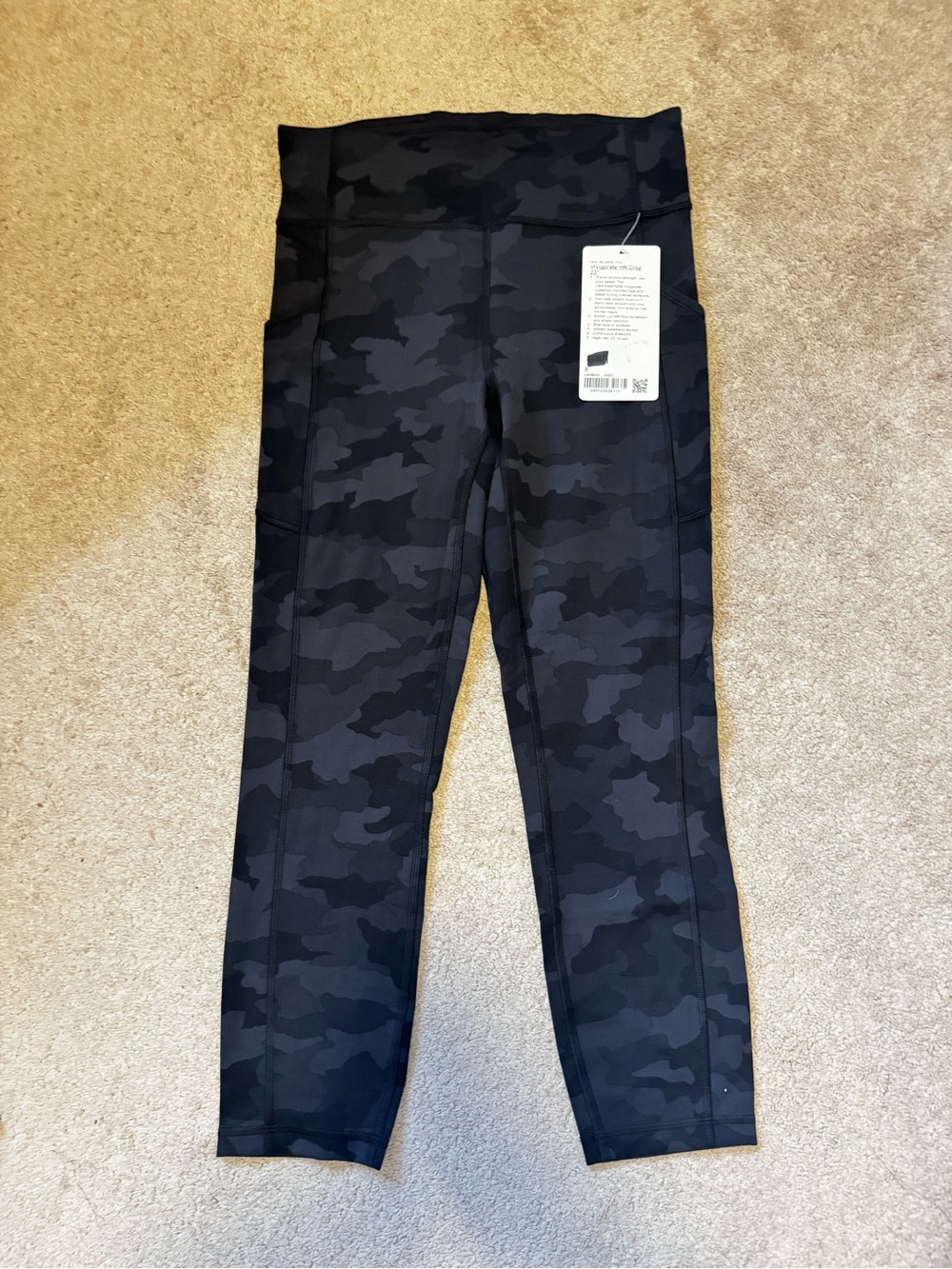Lululemon invigorate crops 23”